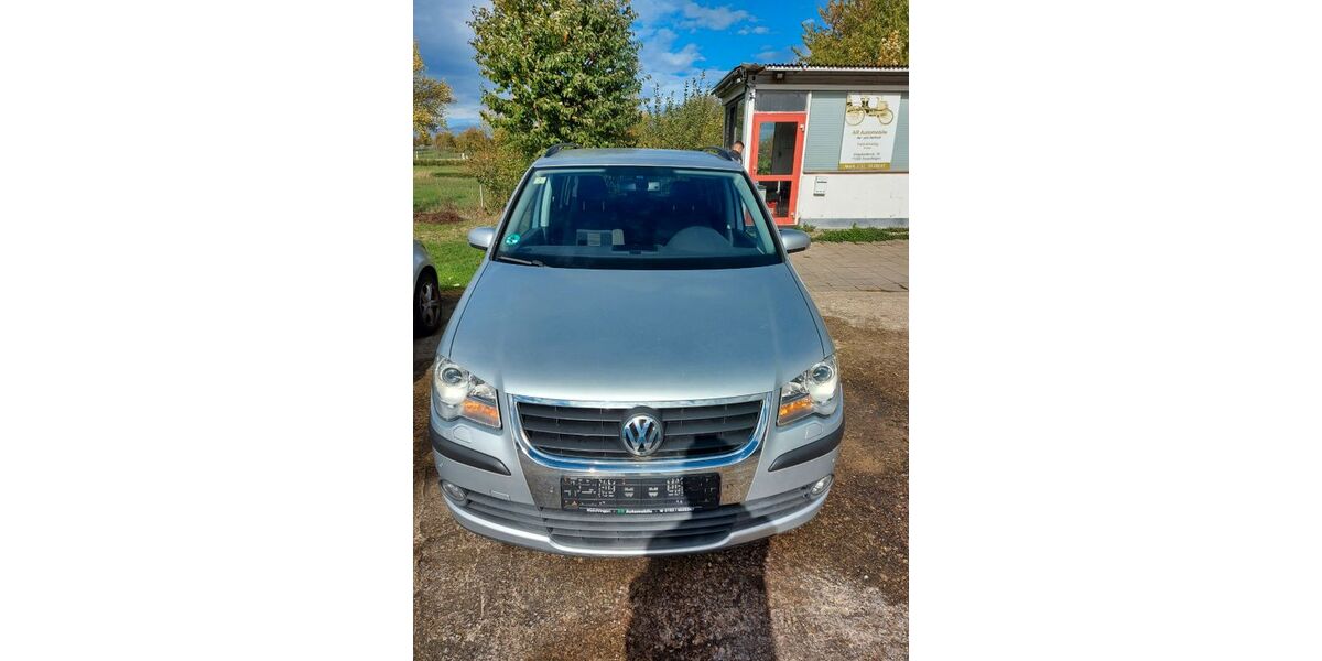 VW Touran 266.000 km 3.200 &euro; Günzburg 89312