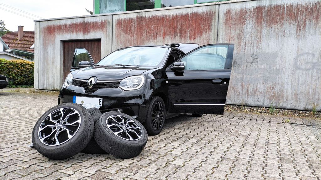 Renault Twingo 62.203 km 13.399 &euro; Schelklingen 89601