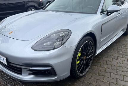 Porsche Panamera 119.000 km 62.990 € Pfaffenhofen 89284