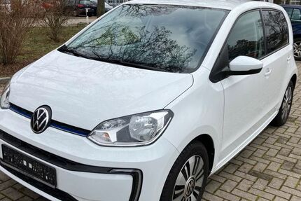 VW e-up! 39.988 km 14.190 &euro; Kuchen 73329