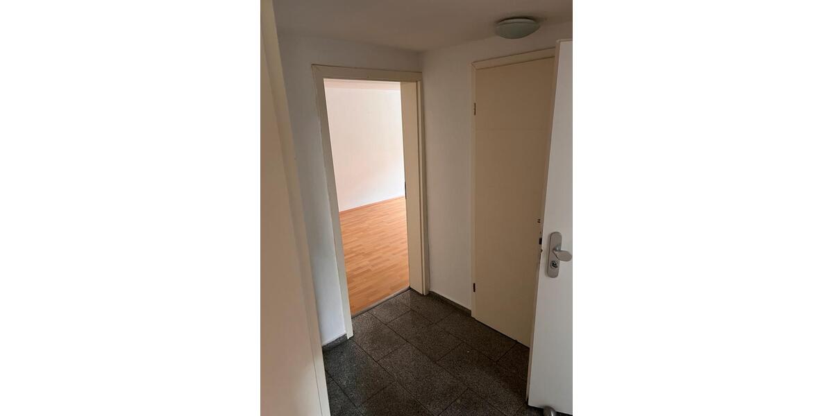 Etagenwohnung Blaustein - 3 Zimmer, 75 m&sup2;, 1.200&euro; | Angebot:26440292
