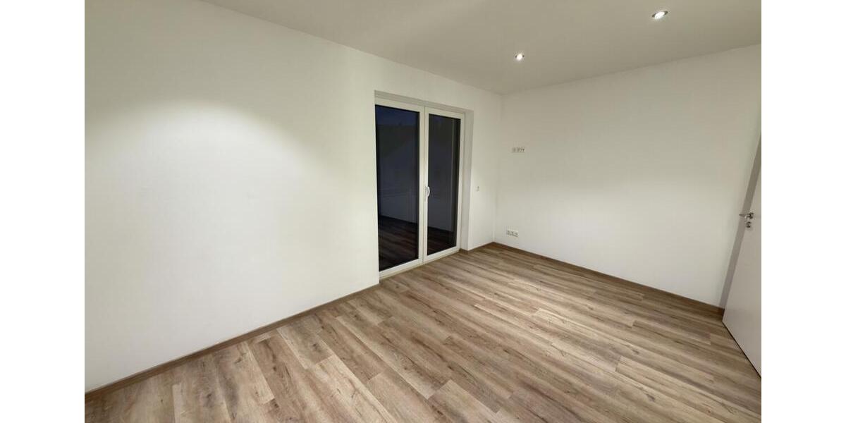 Etagenwohnung Neu-Ulm Ludwigsfeld - 1 Zimmer, 25 m&sup2;, 360&euro; | Angebot:26314603