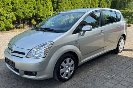 Toyota Corolla Verso 107.000 km 3.450 &euro; Erbach 89155