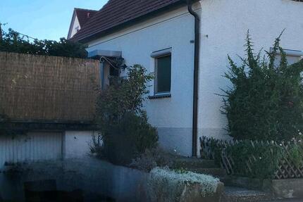 Freistehendes EFH mit Garage in Reisensburg zimmer