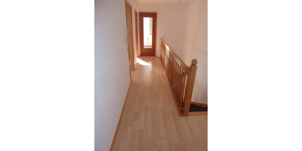 Erdgeschoßwohnung Unterroth - 5.5 Zimmer, 130 m&sup2;, 1.280&euro; | Angebot:26516710