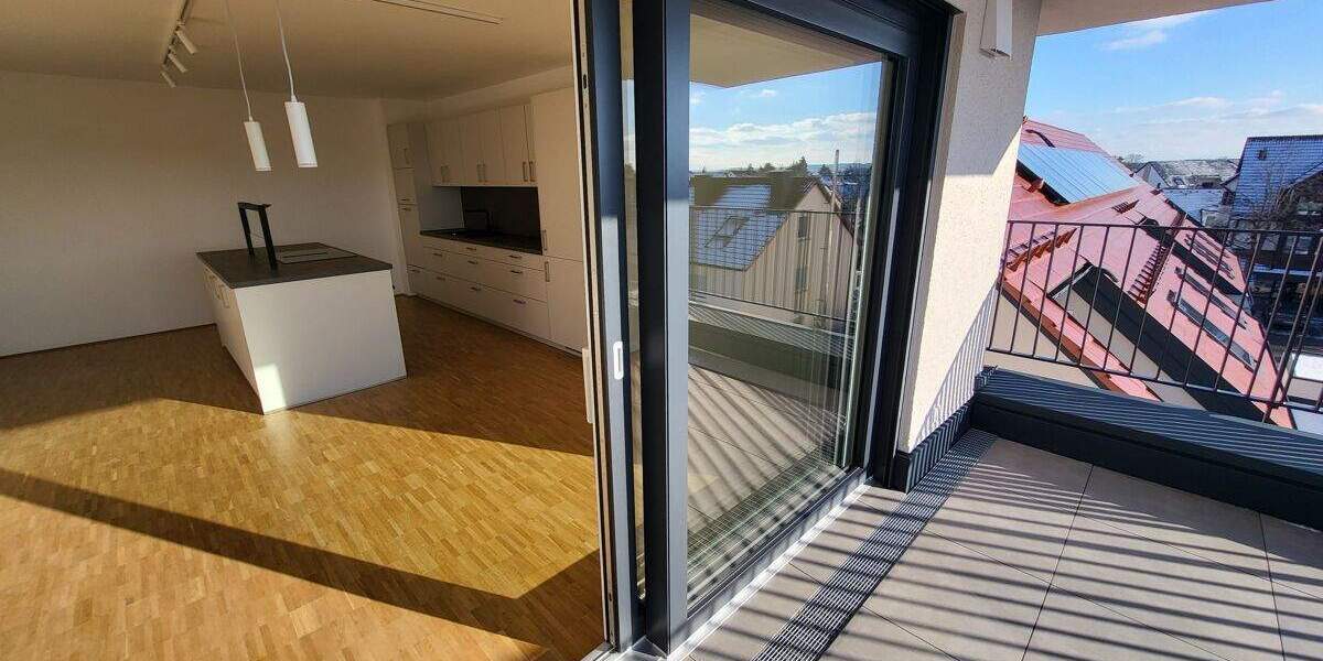 +++NU-Burlafingen, 3-Zi.-Penthouse, 137,09 m² Wfl., Aufzug in die Wohnung, Küche, 2 TG-Stpl.+++ 3 zimmer