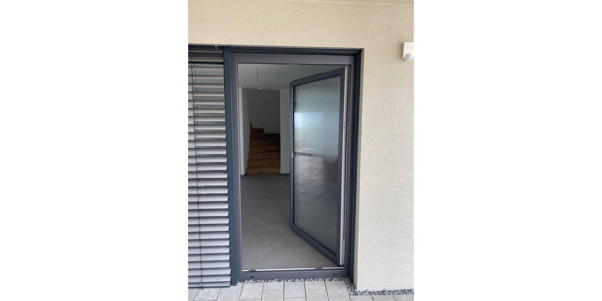 Doppelhaushälfte Amstetten - 7 Zimmer, 185 m&sup2;, 2.000&euro; | Angebot:26819968