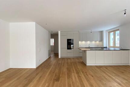 NEUBAU ERSTBEZUG: EXKLUSIVE 3-ZIMMER-TERRASSENWOHNUNG MIT EBK UND TG-STELLPLATZ IN SÖFLINGEN 3 zimmer