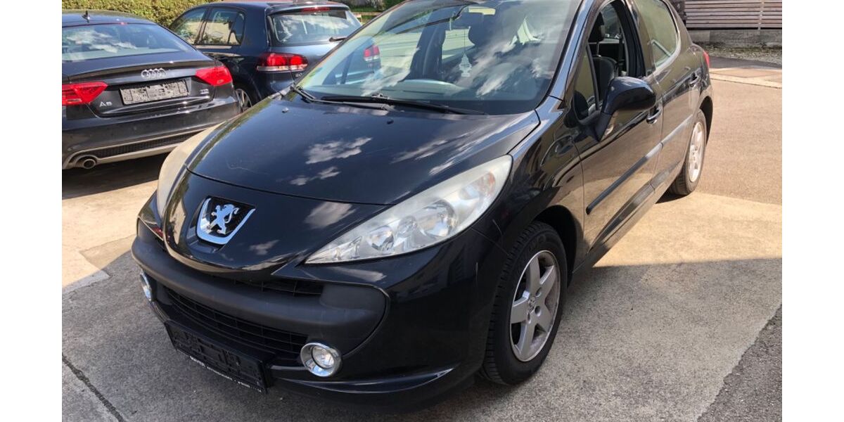 Peugeot 207 188.000 km 1.299 &euro; Ichenhausen-Hochwang 89335