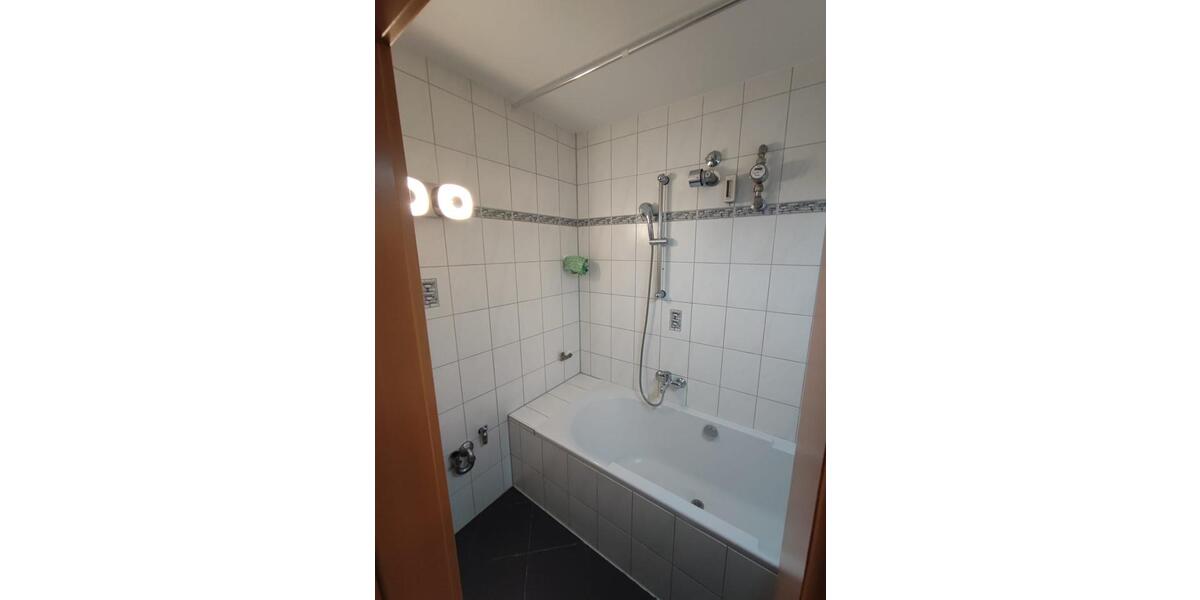 Etagenwohnung Neu-Ulm Ludwigsfeld - 4.5 Zimmer, 89 m&sup2;, 345.000&euro; | Angebot:26661995