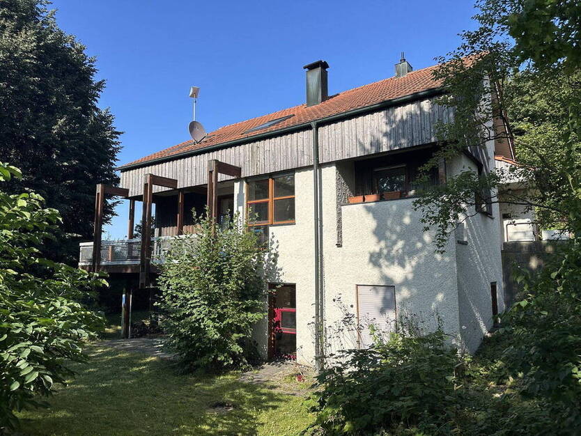 Großzügiges Architektenhaus im Grünen mit Weitblick - befristet!