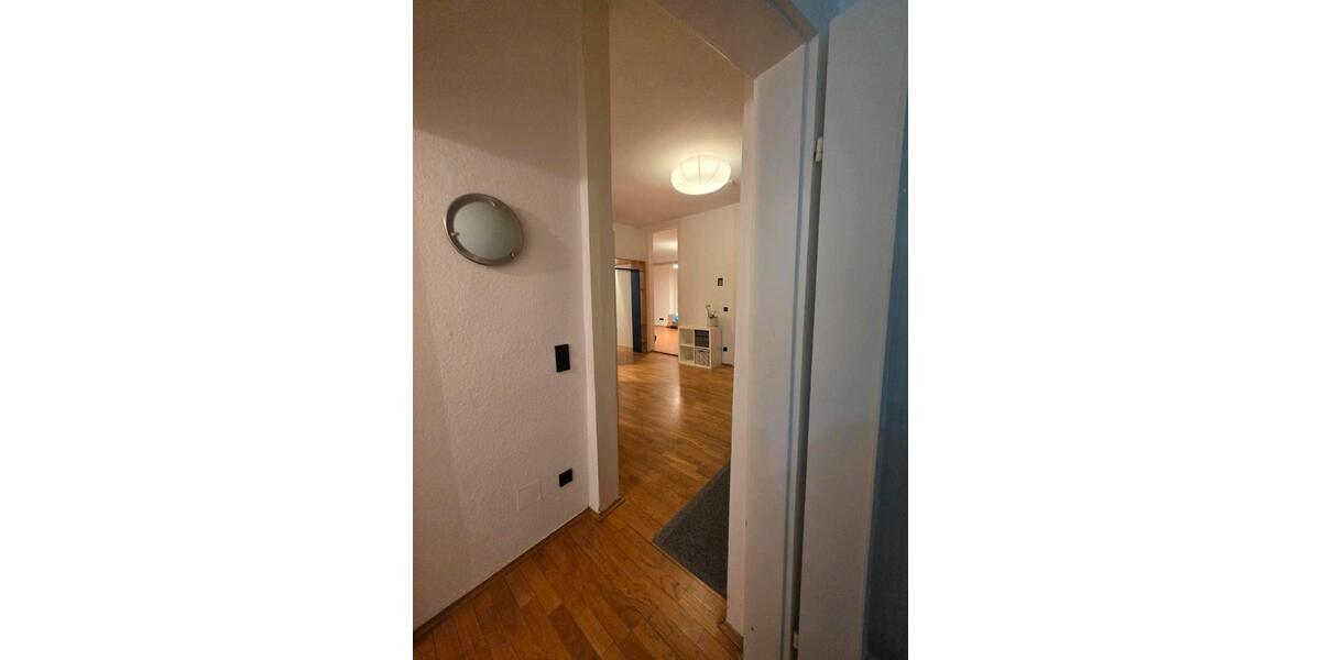 Etagenwohnung Ulm Söflingen - 5 Zimmer, 150 m&sup2;, 450&euro; | Angebot:25294011