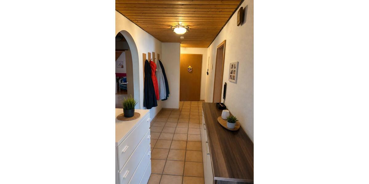 Dachgeschoßwohnung Schwendi - 5 Zimmer, 97 m&sup2;, 570&euro; | Angebot:26671620