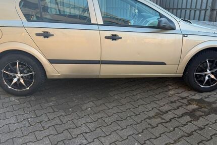 Opel Astra 257.300 km 1.200 &euro; Geislingen 73312