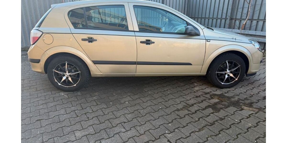 Opel Astra 257.300 km 1.200 &euro; Geislingen 73312