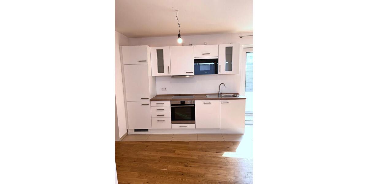 Erdgeschoßwohnung Illertissen - 2 Zimmer, 76 m&sup2;, 1.100&euro; | Angebot:24983358