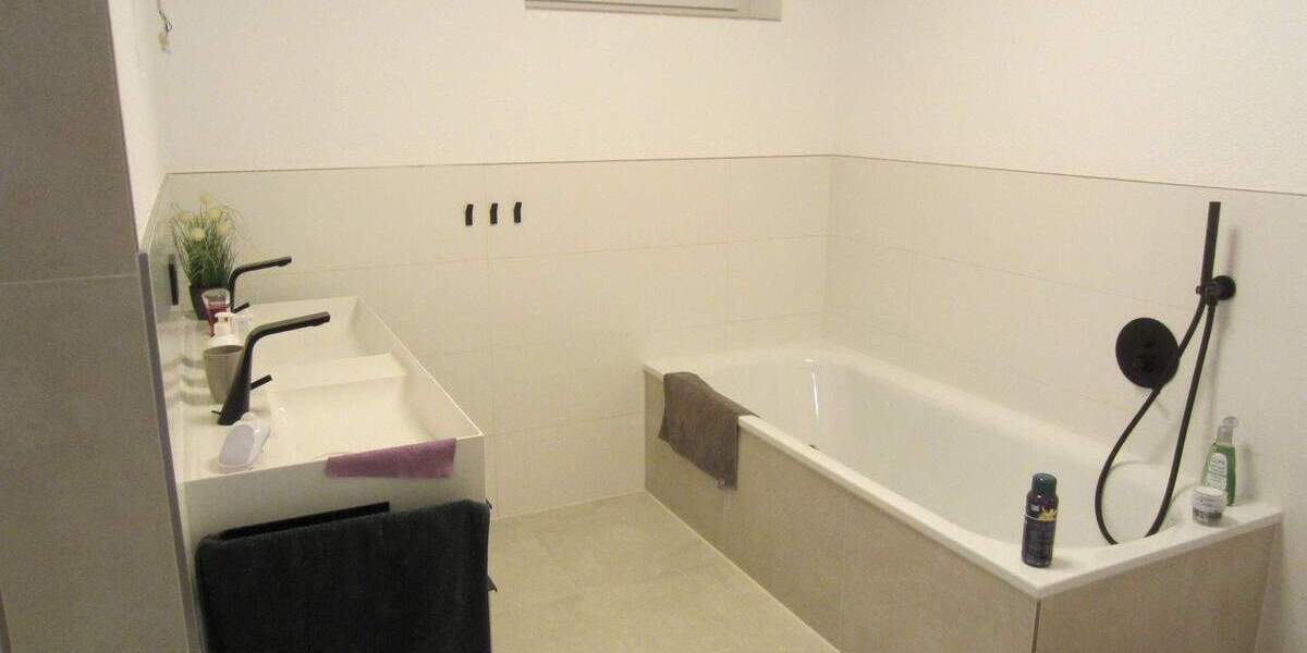 Einfamilienhaus Ehingen (Donau) Dettingen - 9 Zimmer, 230 m&sup2;, 718.000&euro; | Angebot:25680783