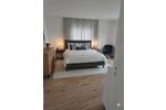Hochparterre Ulm Donautal - 4.5 Zimmer, 136 m&sup2;, 1.500&euro; | Angebot:26670370
