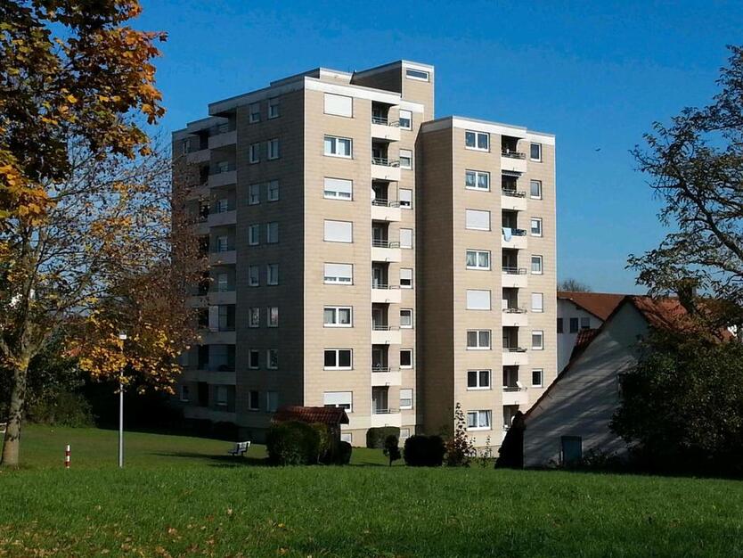 Renditeoptimierte vermietete 4,5 Zimmer Wohnung zum Verkauf