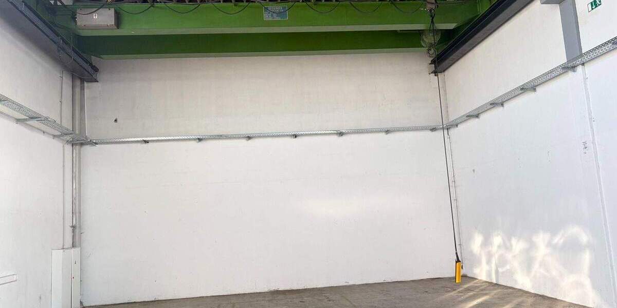 Wunschmietfläche gesucht ? 752 m² Hallen mit Büros Verwaltung zimmer