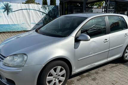 VW Golf 255.000 km 990 &euro; Laupheim 88471