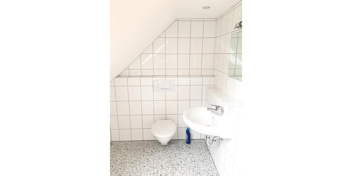 Dachgeschoßwohnung Ulm Söflingen - 2 Zimmer, 40 m&sup2;, 450&euro; | Angebot:26232759