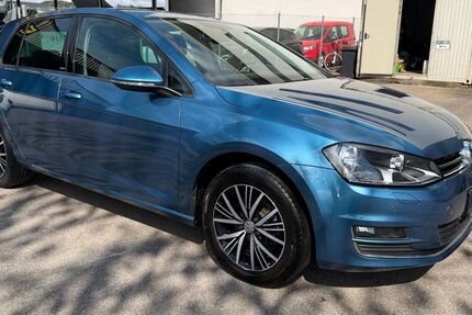 VW Golf 84.000 km 14.300 &euro; Ulm 89077