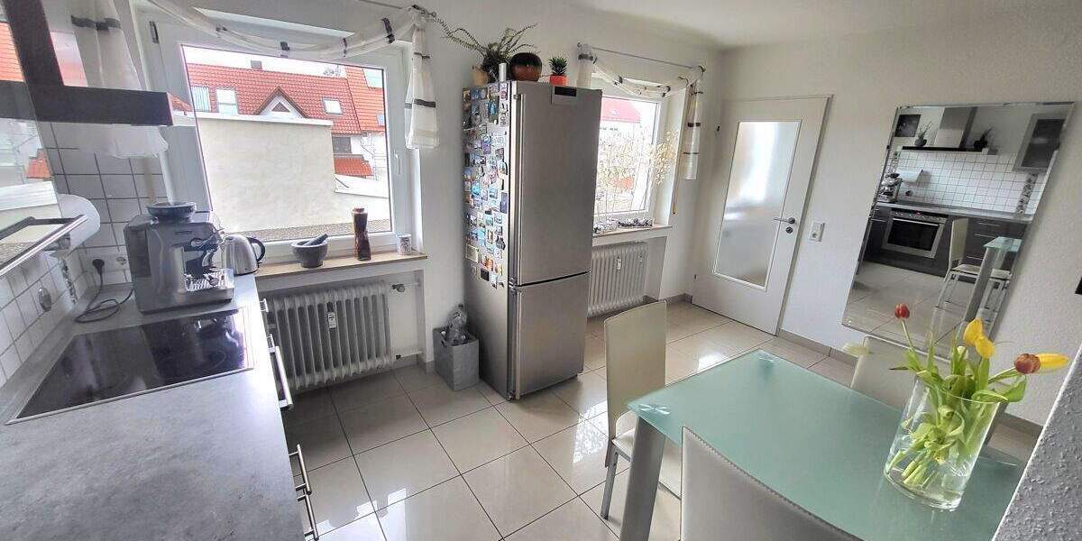 Etagenwohnung Neu-Ulm Pfuhl - 3 Zimmer, 86 m&sup2;, 330.000&euro; | Angebot:25664454