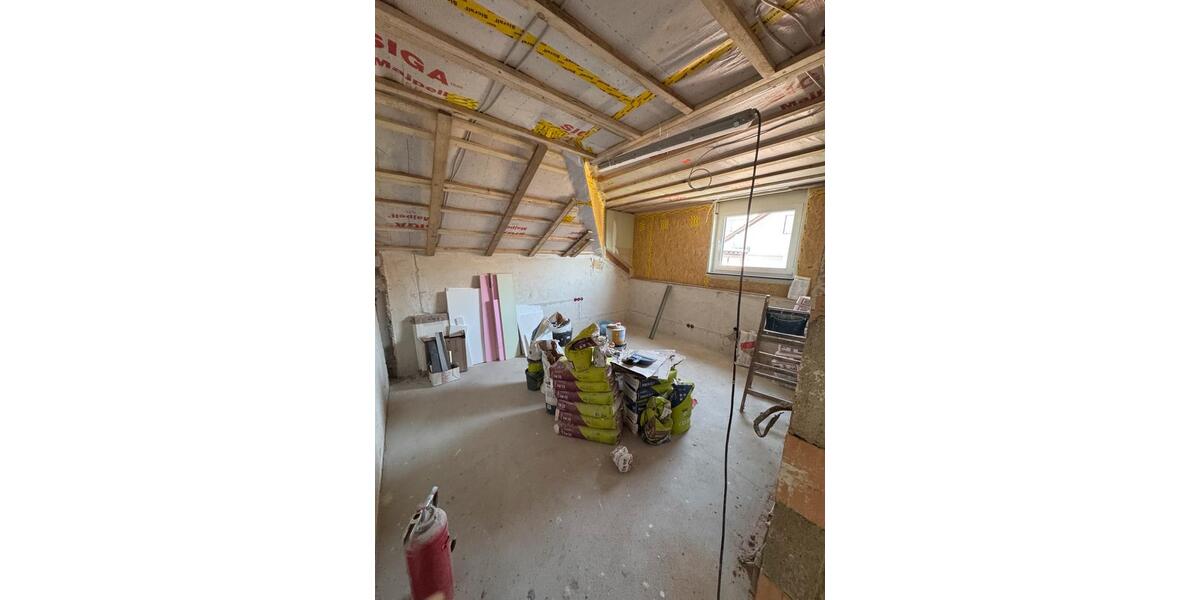 Dachgeschoßwohnung Laupheim - 2 Zimmer, 65 m&sup2;, 195.000&euro; | Angebot:26677160