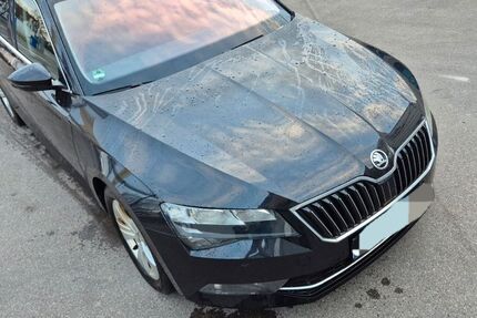 Skoda Superb 150.000 km 19.200 &euro; Neu-Ulm 89231