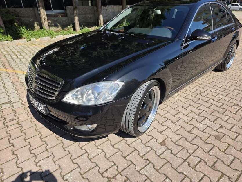 S 320