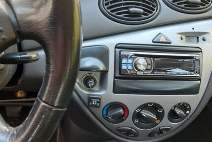 Ford Focus 295.000 km 800 € Asselfingen 89176