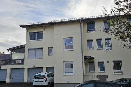 Schöne, helle 3 Zimmer-Wohnung mit Terrasse und Garten 3 zimmer