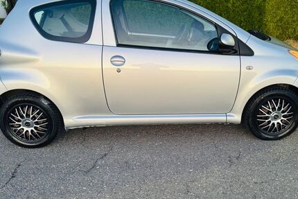 Toyota Aygo (X) 50.844 km 8.499 &euro; Ulm 89073