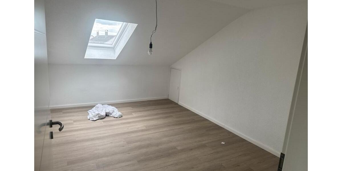 Exklusive 4-Zimmer Wohnung(inkl neuer Küche in Toplage 4 zimmer