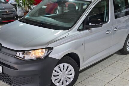 VW Caddy 158.000 km 17.500 &euro; Ichenhausen 89335