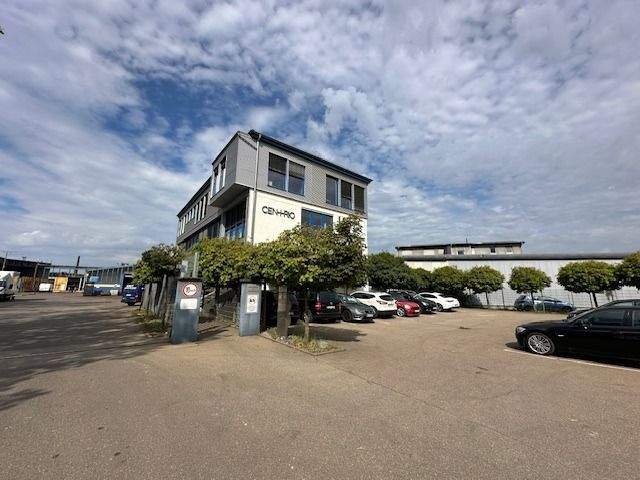 17 Büro´s mit ca. 750 m² auf 3 Geschoßflächen 1 zimmer