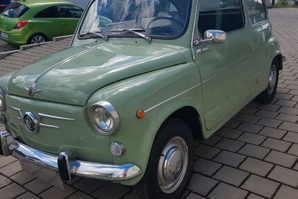 Seat Andere 16.480 km 7.500 &euro; Schnürpflingen 89194