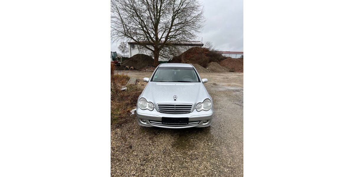 Mercedes-Benz C 220 304.000 km 2.900 &euro; Ichenhausen 89335