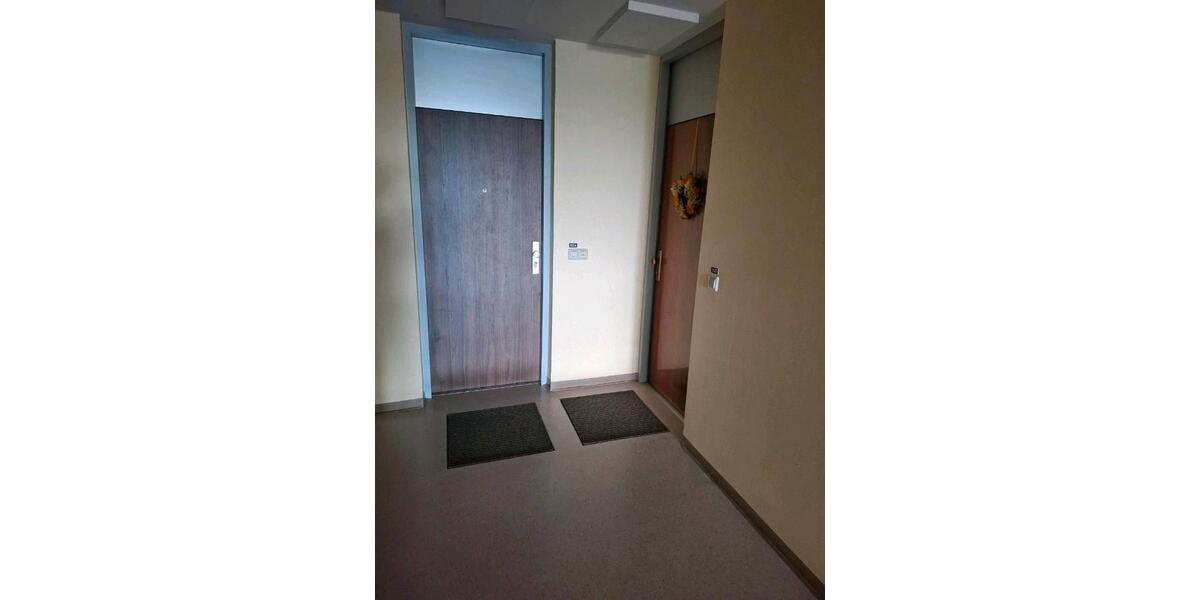 Etagenwohnung Neu-Ulm Ludwigsfeld - 1 Zimmer, 33 m&sup2;, 600&euro; | Angebot:26580887