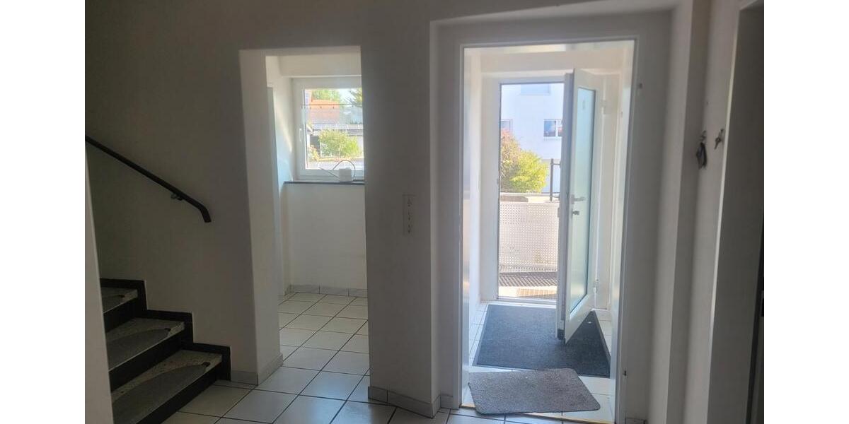 Doppelhaushälfte Laupheim - 7 Zimmer, 155 m&sup2;, 375.000&euro; | Angebot:27251005