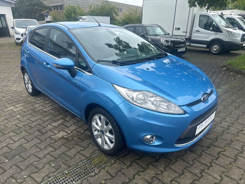 Ford Fiesta 95.400 km 8.690 € Pfaffenhofen 89284