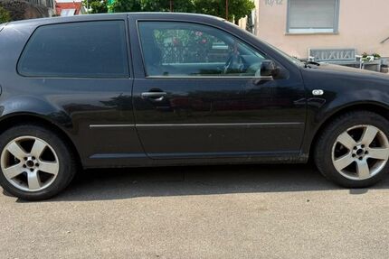 VW Golf 265.000 km 990 &euro; Ulm 89075