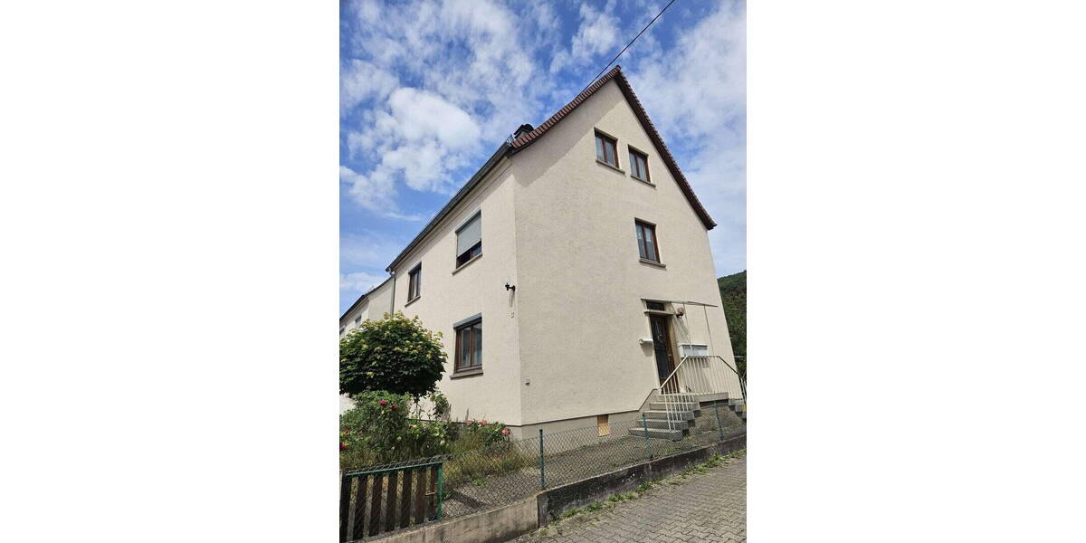 Mehrfamilienhaus, Wohnhaus Geislingen Altenstadt - 6 Zimmer, 135 m&sup2;, 298.000&euro; | Angebot:26807732