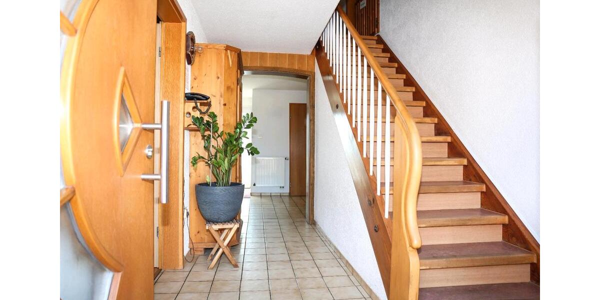 Mehrfamilienhaus, Wohnhaus Gerstetten - 11 Zimmer, 306 m&sup2;, 570.000&euro; | Angebot:26414824