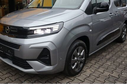 Opel Combo Life 26.300 km 26.970 &euro; Ulm 89073