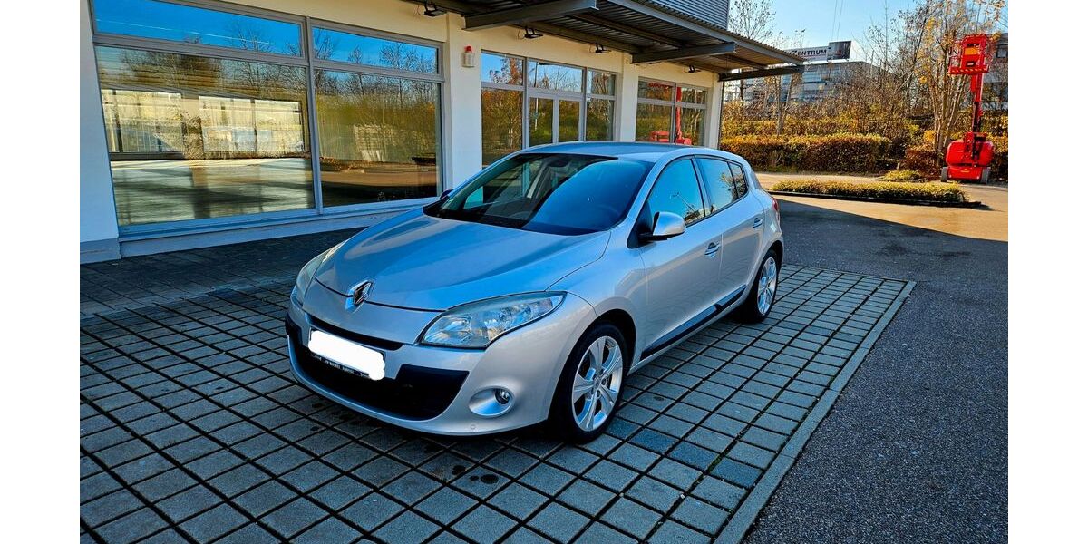 Renault Megane 200.000 km 5.000 € senden 89250