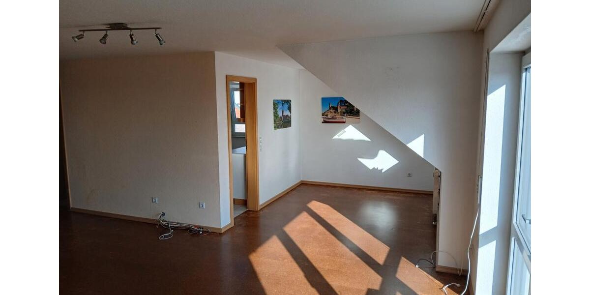 Dachgeschoßwohnung Elchingen Oberelchingen - 2.5 Zimmer, 78 m&sup2;, 1.400&euro; | Angebot:26284496