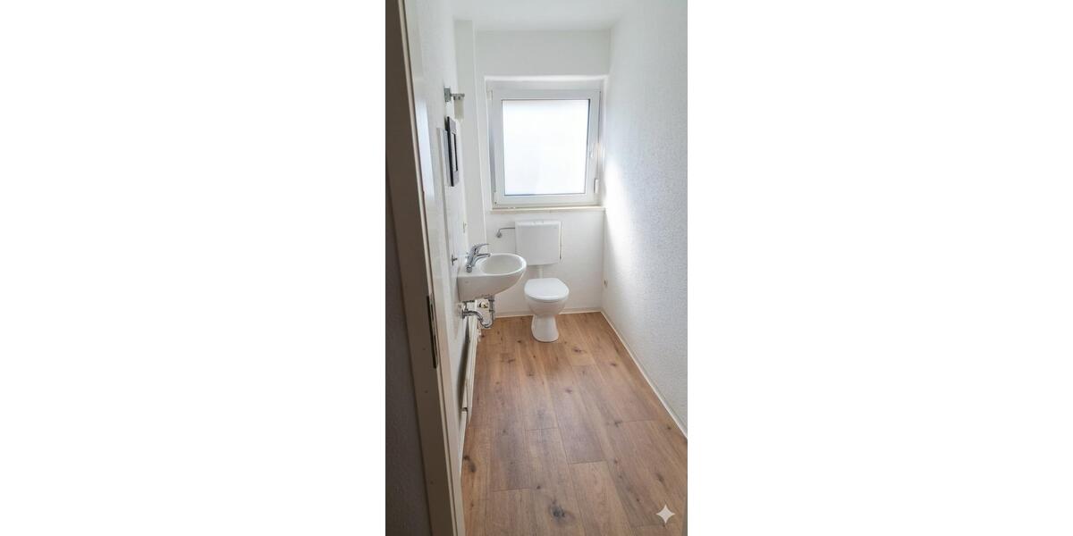Etagenwohnung Holzheim - 3 Zimmer, 90 m&sup2;, 1.100&euro; | Angebot:26247646