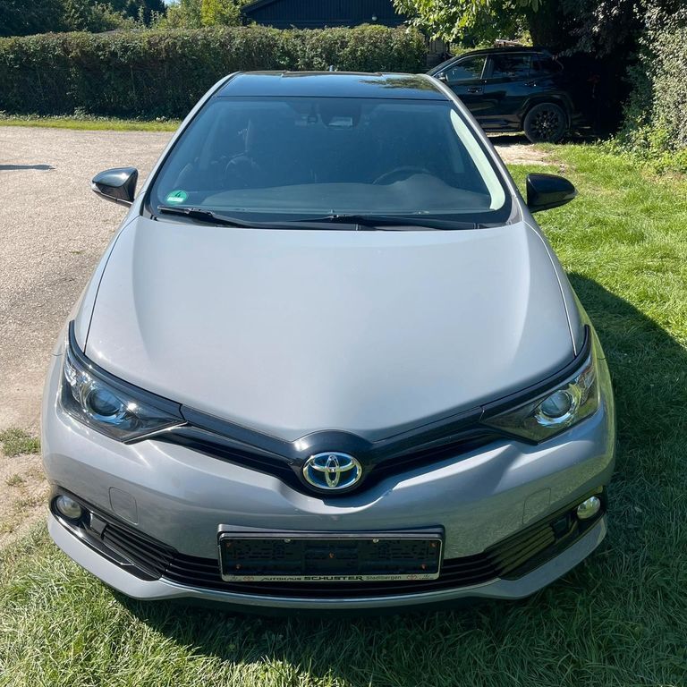 Toyota Auris 43.000 km 18.500 € Neu-Ulm 89231